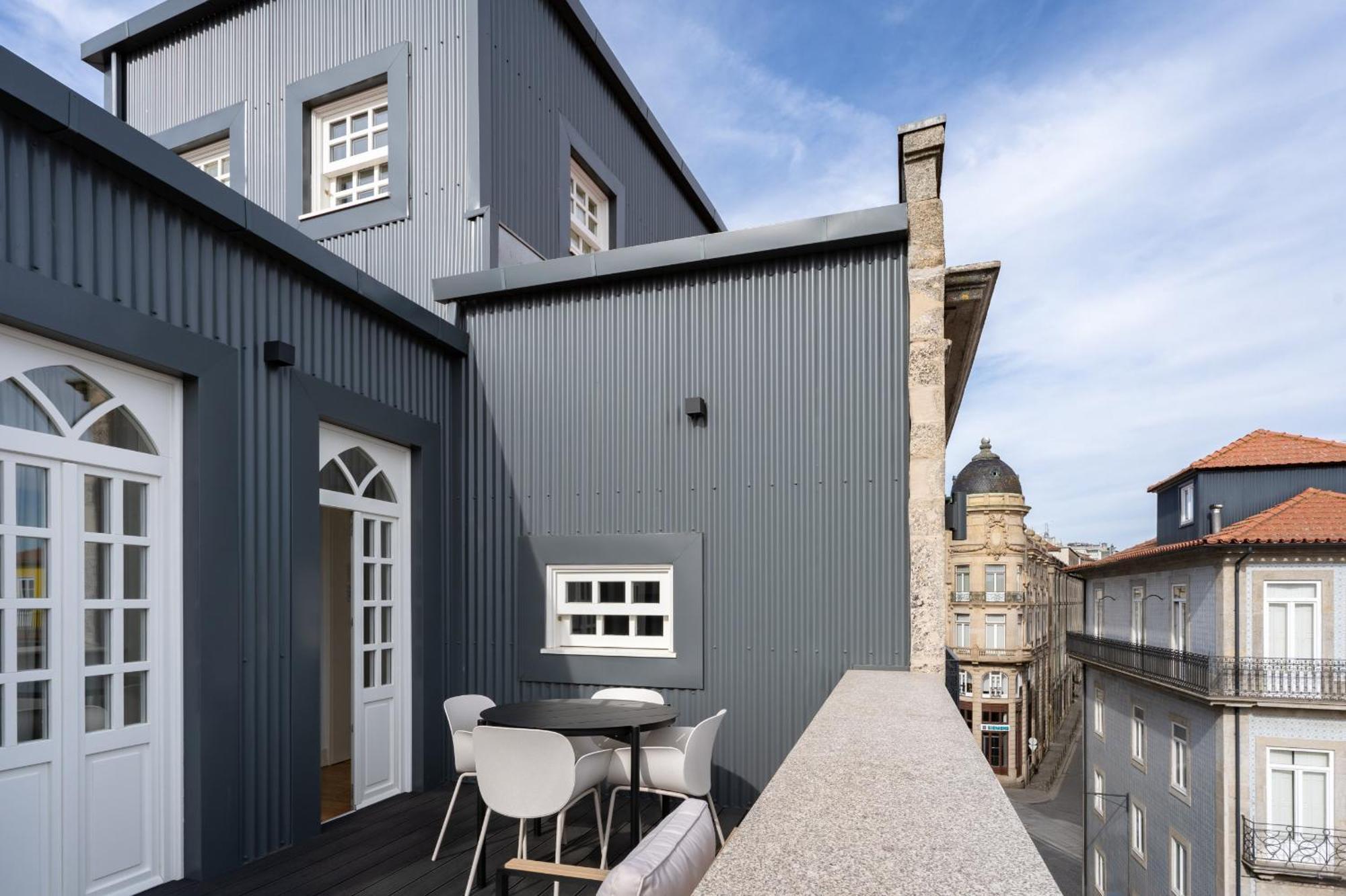 Апартаменты Feel Porto Clerigos Charm Flats Экстерьер фото